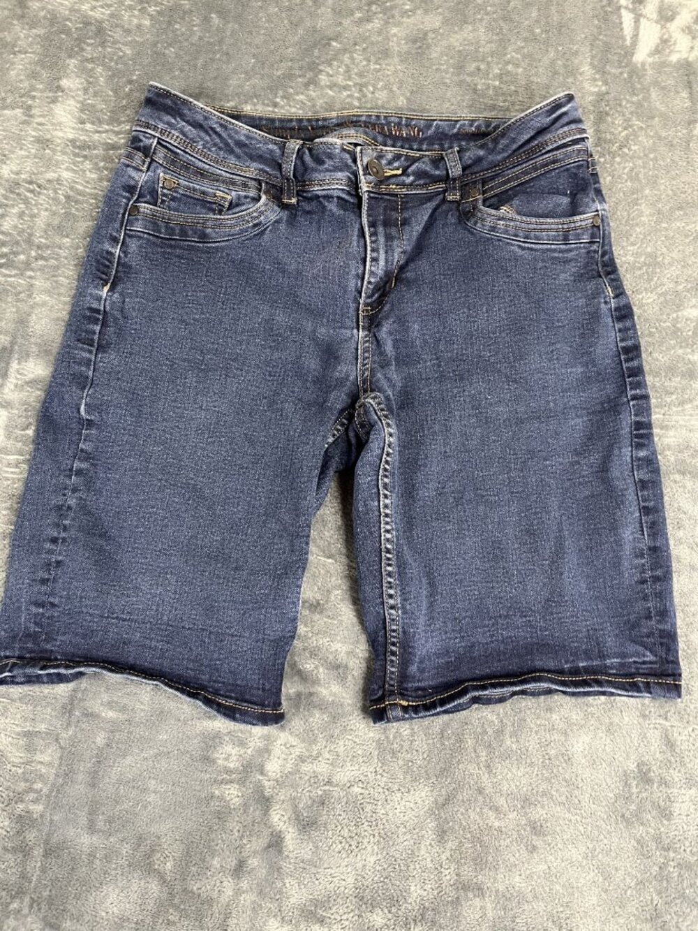Simple Vera Vera Wang Womens Dark Wash Denim Bermuda Shorts Size 10